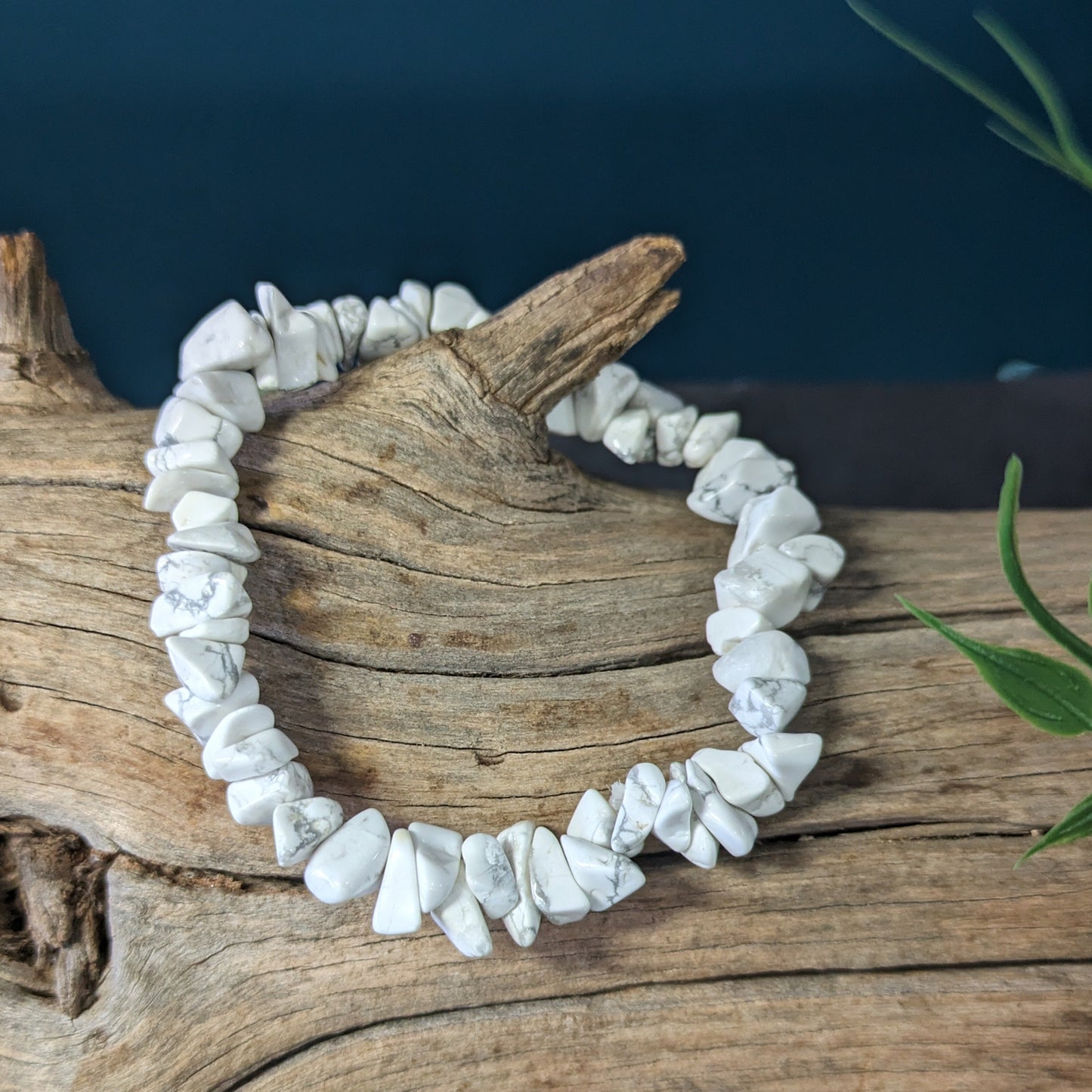 Crystal Chip bracelet - White Howlite image 0