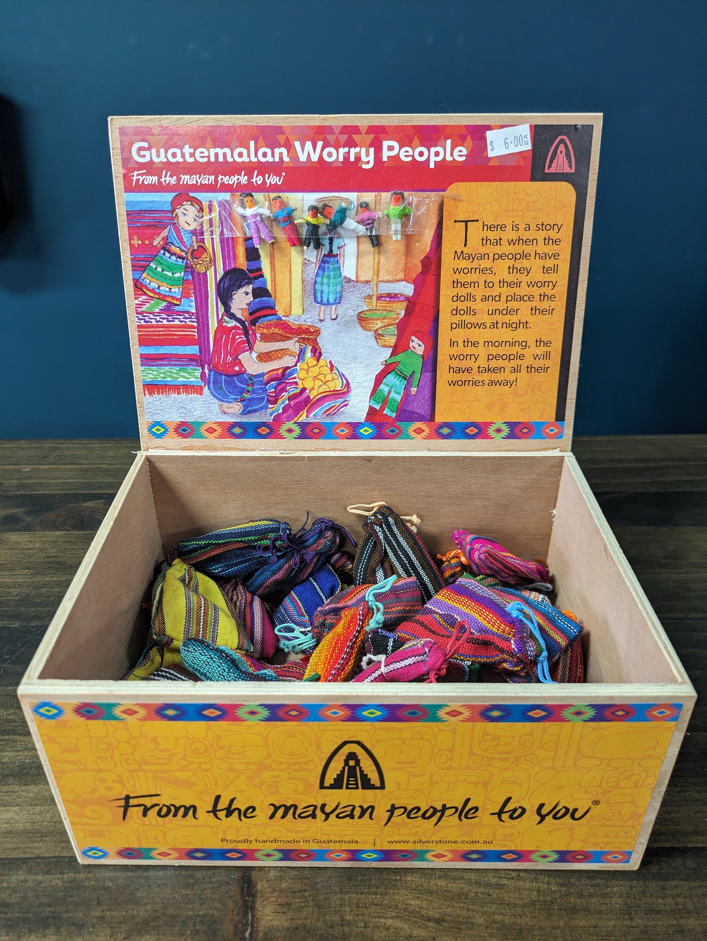 Guatemalan Worry People image 0