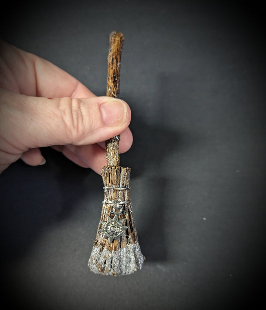 Small Witch Broomstick with Charm - Sun image 0
