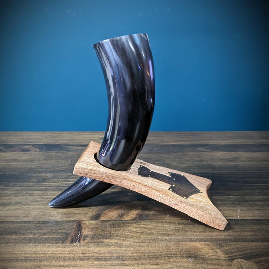 Horn with Wooden stand image 0