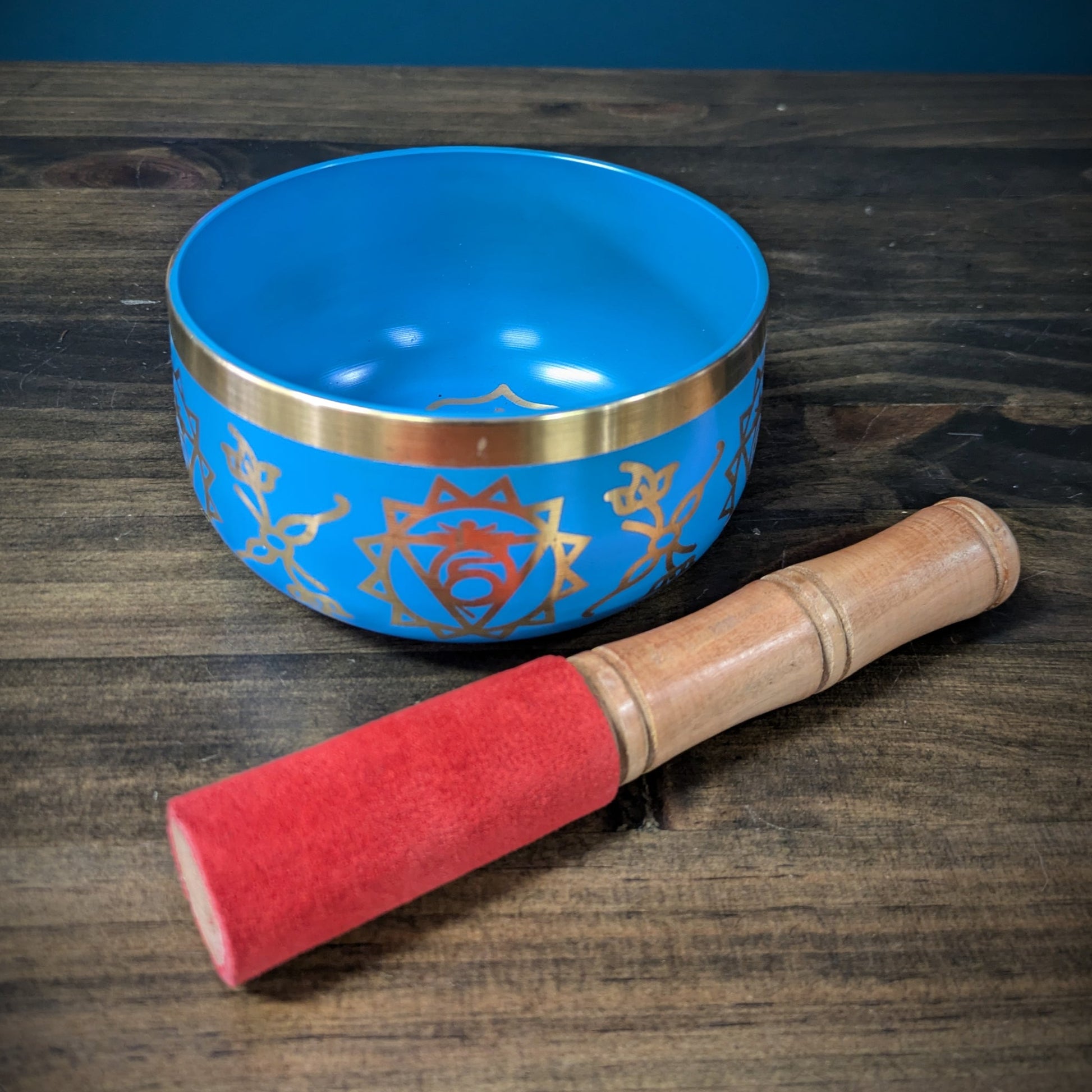 Throat Chakra Sound Healing Bowl image 0