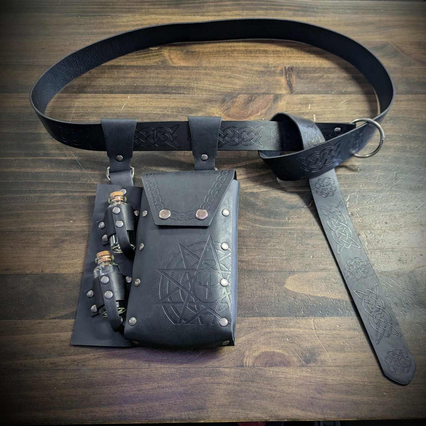 Medieval Potion Holder & Bag - Black image 1