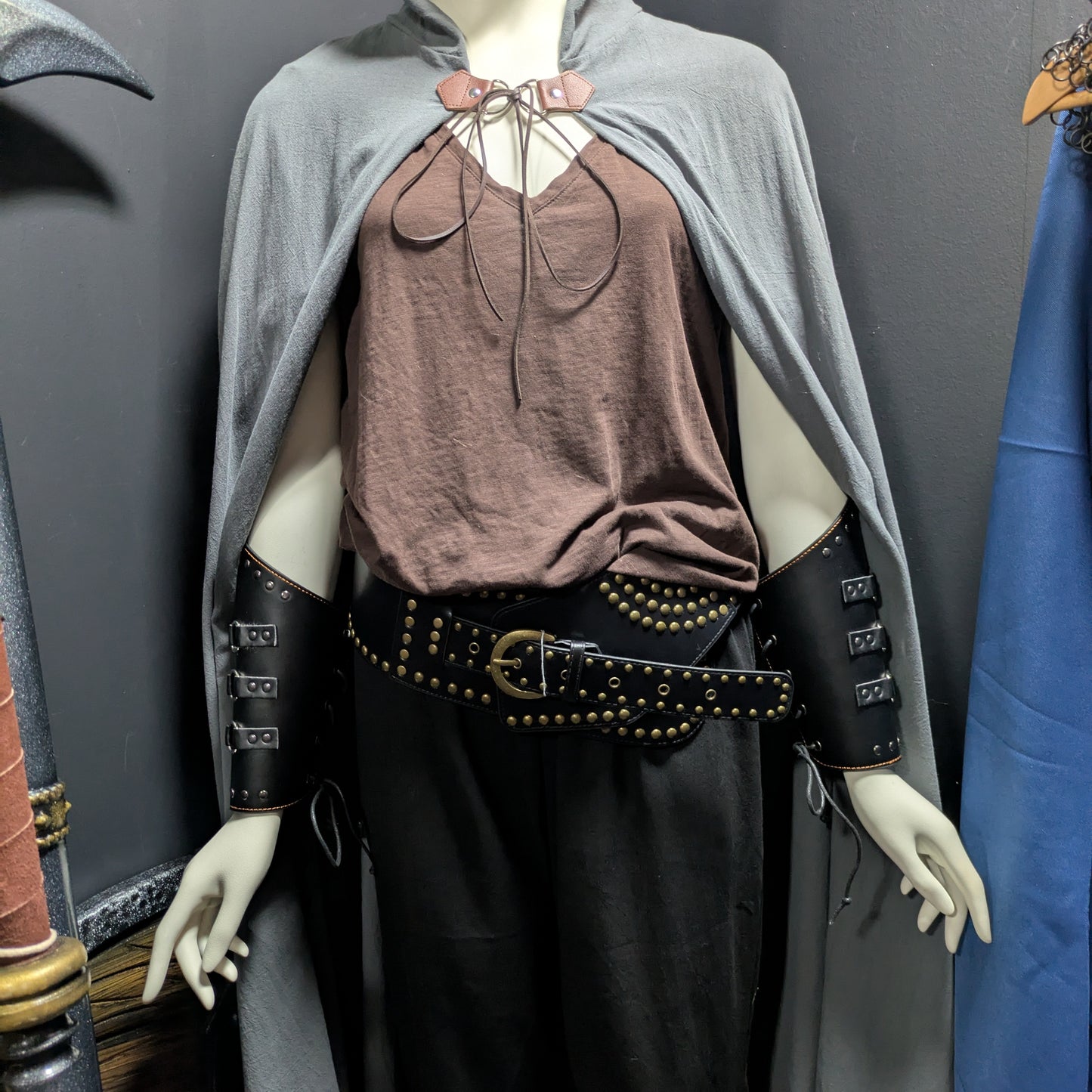 Medieval Bracers - Black