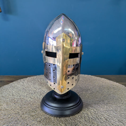 Templar Style Helmet & stand