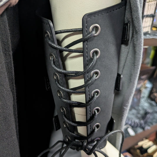 Medieval Bracers with Buckle - black
