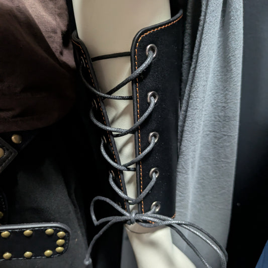 Medieval Bracers - Black