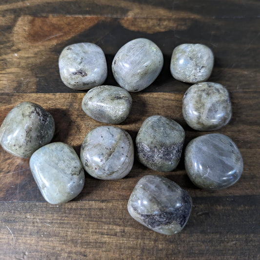 Labradorite - Tumbled image 0