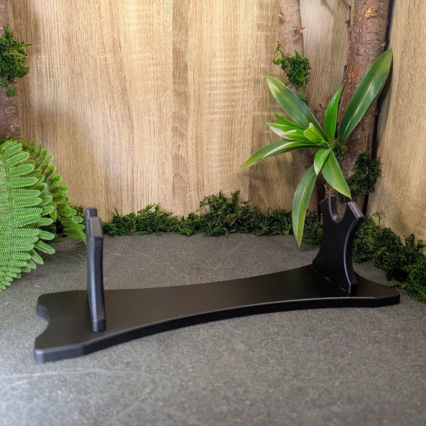 Dagger Display Stand