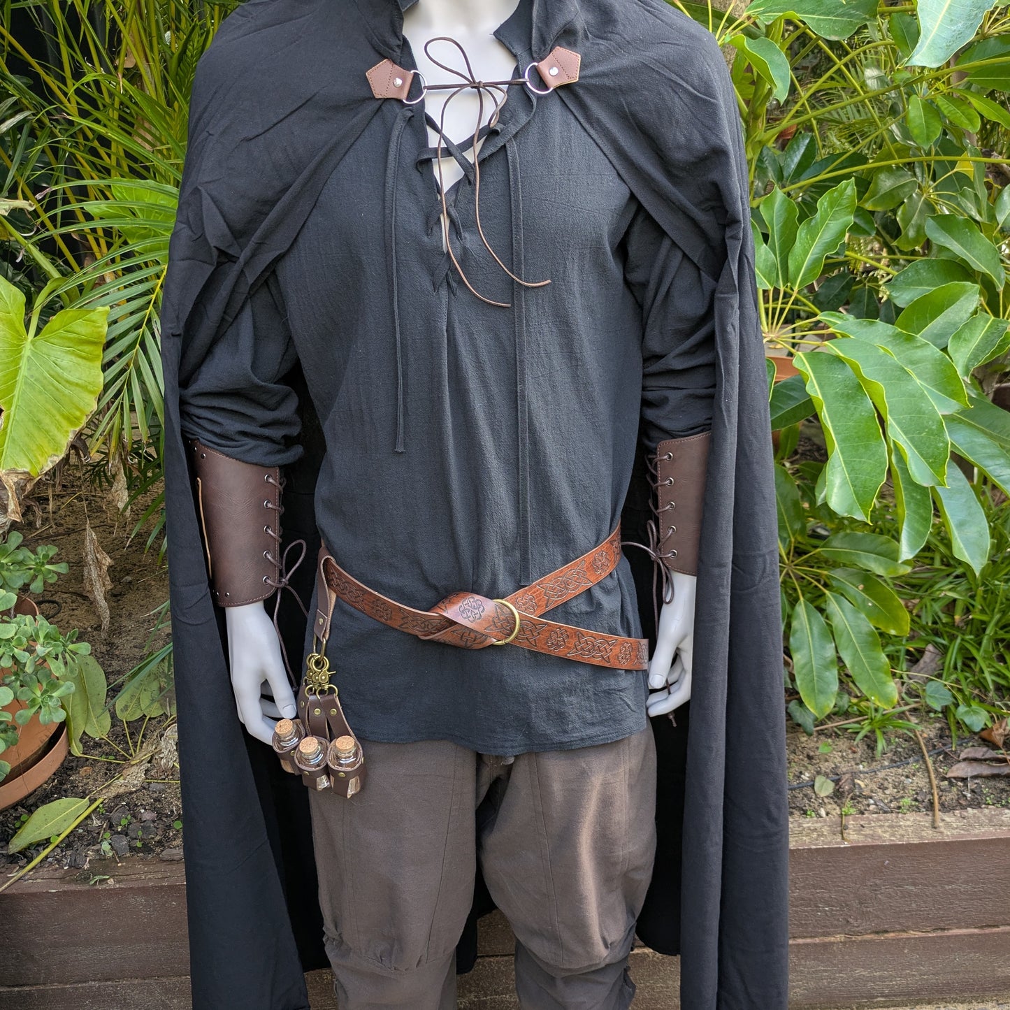 Medieval Bracers - brown with studs